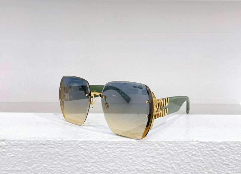 Picture of MiuMiu Sunglasses _SKUfw56703712fw